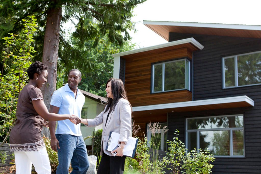 How soon can you refinance a mortgage after buying a home? How soon can you refinance a mortgage after buying a home?