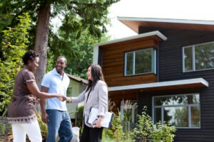 How soon can you refinance a mortgage after buying a home? How soon can you refinance a mortgage after buying a home?