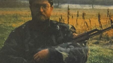 Croatian MEP’s wartime photo causes a stir in neighbouring Serbia