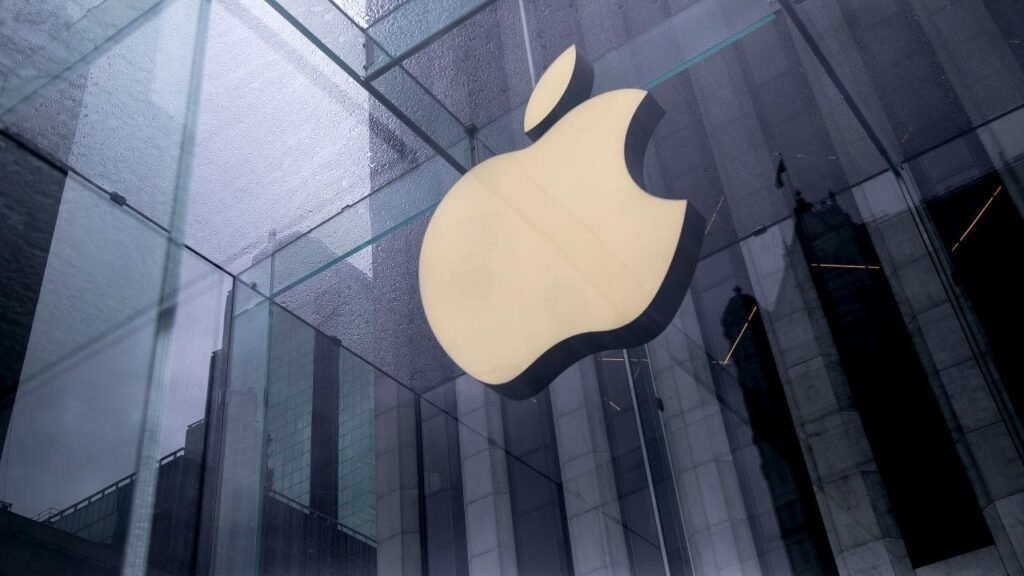 White House says Apple to announce 0B US investment commitment for manufacturing White House says Apple to announce 0B US investment commitment for manufacturing