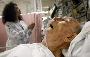 Hospitals Must Better Identify And Manage Delirium In Seniors Hospitals Must Better Identify And Manage Delirium In Seniors