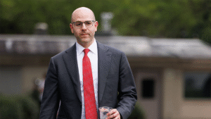 Trump names replacement for Fed seat; still looking for permanent appointee Trump names replacement for Fed seat; still looking for permanent appointee