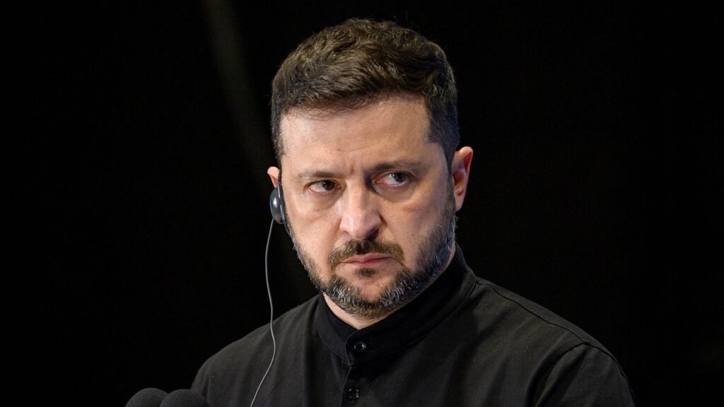 Zelenskyy says peace deal will not include giving territory to Moscow ahead of Trump-Putin summit Zelenskyy says peace deal will not include giving territory to Moscow ahead of Trump-Putin summit