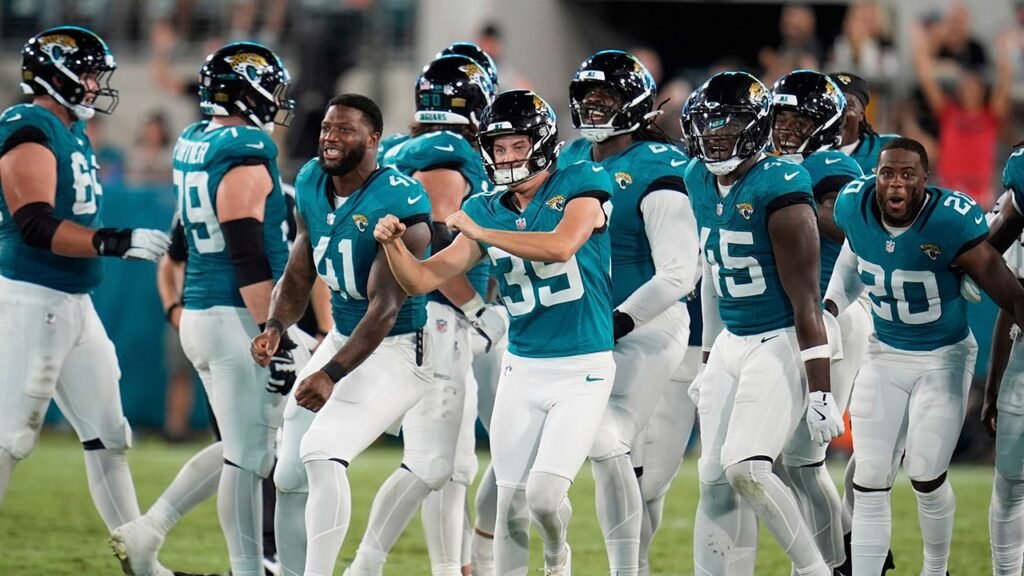 Jaguars’ Cam Little nails 70-yard field goal in incredible preseason feat Jaguars’ Cam Little nails 70-yard field goal in incredible preseason feat