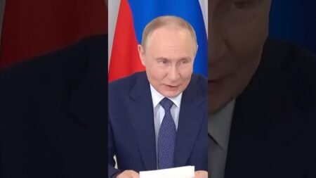Putin Will Try to Charm Trump in Alaska Meeting, Bolton Says