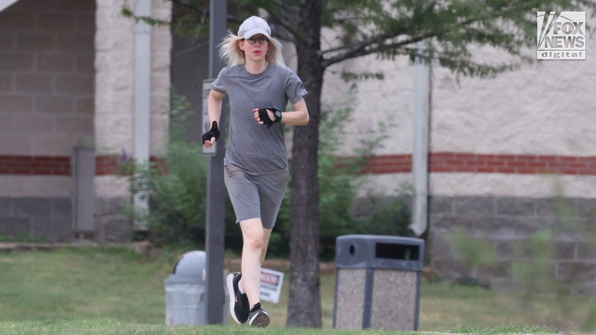 Elizabeth Holmes working out