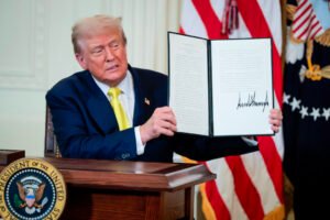Trump Honors Purple Heart Recipients Trump Honors Purple Heart Recipients