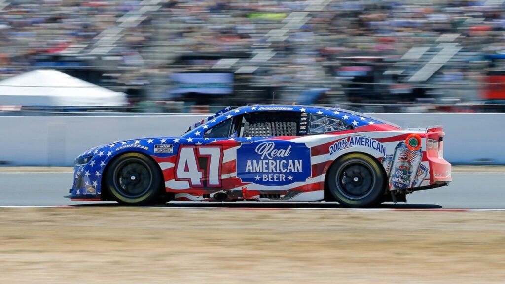 NASCAR driver Ricky Stenhouse pays tribute to Hulk Hogan with Real American Beer car, Hulkamania decal NASCAR driver Ricky Stenhouse pays tribute to Hulk Hogan with Real American Beer car, Hulkamania decal