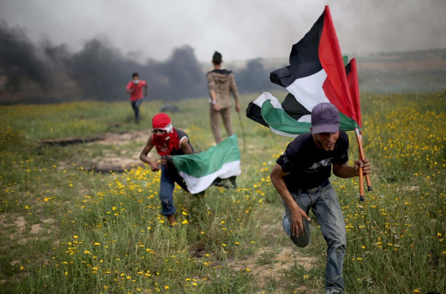 Recognizing a Palestinian state now will complicate future peace efforts, experts warn Recognizing a Palestinian state now will complicate future peace efforts, experts warn
