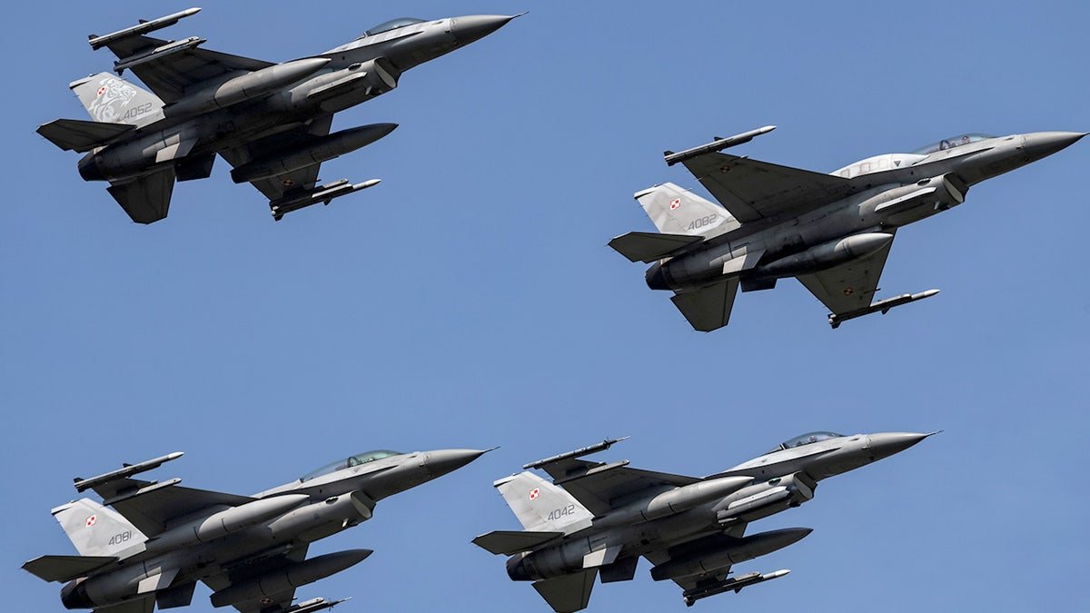 Polish F-16 jets