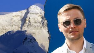 Daredevil mountaineer makes history skiing down Mount Everest through death zone without oxygen Daredevil mountaineer makes history skiing down Mount Everest through death zone without oxygen