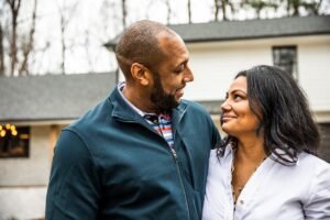 The pros and cons of refinancing your home The pros and cons of refinancing your home