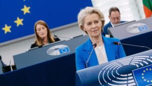 Von der Leyen survives far-right and far-left no-confidence motions Von der Leyen survives far-right and far-left no-confidence motions