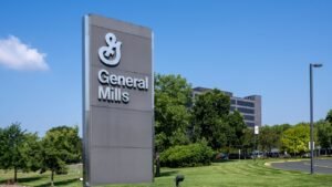 General Mills to close three Missouri manufacturing plants