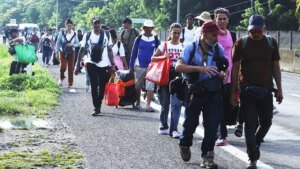 Cuban-led caravan aims for Mexico City as Trump policies deter migrants from US Cuban-led caravan aims for Mexico City as Trump policies deter migrants from US