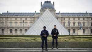 Louvre robbery could lead museums worldwide to overhaul security programs, expert says