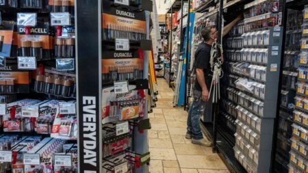 US businesses and consumers shoulder the bulk of tariff cost burden, Goldman Sachs finds