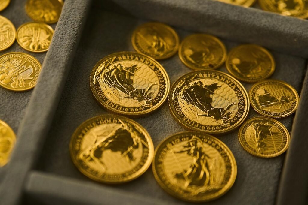 Who decides what gold is worth? How gold prices are determined.