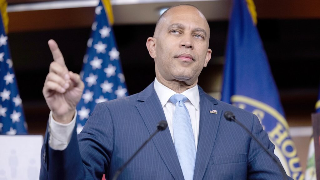 Jeffries rips ICE as ‘out of control,’ claims Americans have ‘turned on’ Trump over immigration
