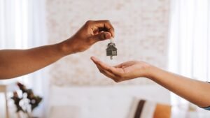 Mortgage rates drop to lowest level in over a year as buyers regain leverage