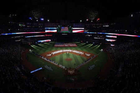 Despite Tariff Drama, Canadian Fans Didn’t Boo ‘Star-Spangled Banner’ Ahead of World Series Despite Tariff Drama, Canadian Fans Didn’t Boo ‘Star-Spangled Banner’ Ahead of World Series