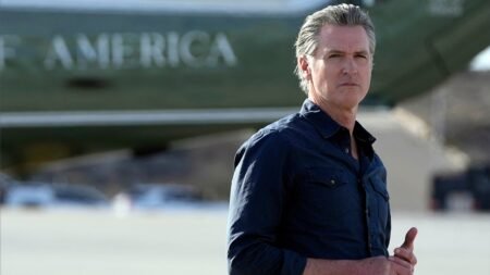 Newsom bails out Planned Parenthood with 0M to keep 100 clinics open after Trump cuts Newsom bails out Planned Parenthood with 0M to keep 100 clinics open after Trump cuts