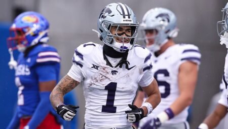 Kansas State Wide Receiver Nearly Blows TD with Goal Line Showboat, Chaos Ensues Kansas State Wide Receiver Nearly Blows TD with Goal Line Showboat, Chaos Ensues