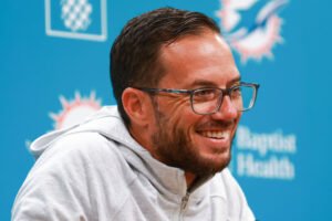 Dolphins Fans Should Be Sick To Their Stomachs After Today’s Win Dolphins Fans Should Be Sick To Their Stomachs After Today’s Win