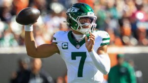 Jets secure first win of season with miraculous comeback over Bengals Jets secure first win of season with miraculous comeback over Bengals
