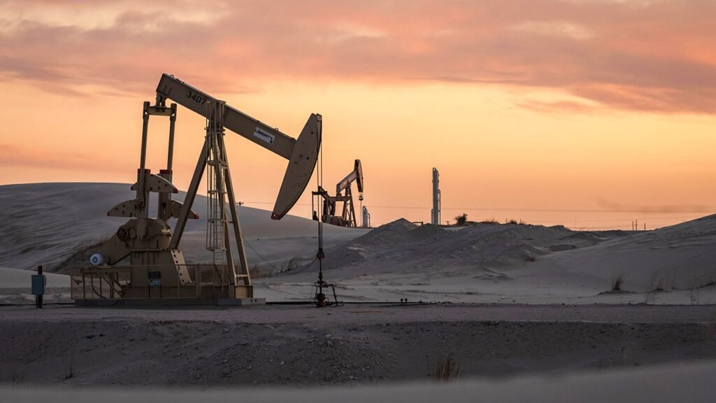 Oil executives predict 2026 price ‘low point’ as Permian Basin ramps up production capacity Oil executives predict 2026 price ‘low point’ as Permian Basin ramps up production capacity