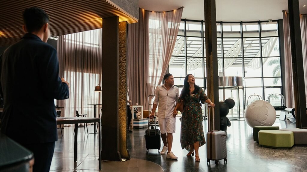 Hotel industry reeling as government shutdown puts millions of workers on edge Hotel industry reeling as government shutdown puts millions of workers on edge