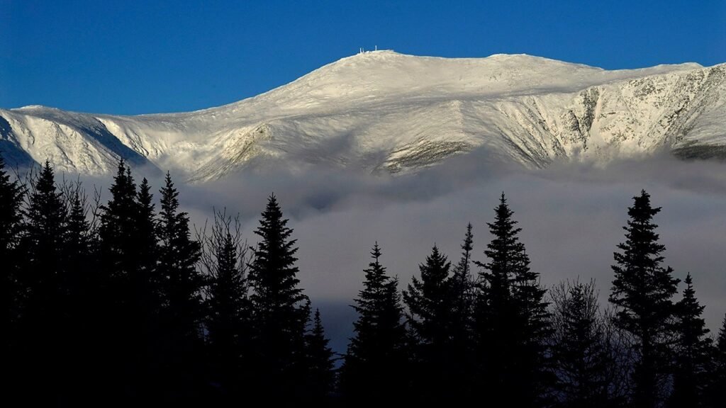 More than 20 ‘ill-prepared’ hypothermic hikers rescued from snowy conditions on New England’s highest peak More than 20 ‘ill-prepared’ hypothermic hikers rescued from snowy conditions on New England’s highest peak