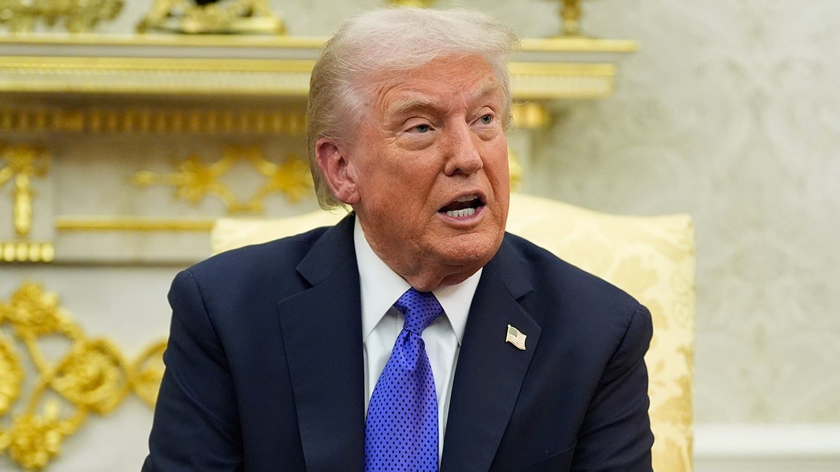 Trump talks in the Oval Office