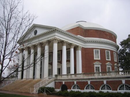 UVA Ends DEI, Race-Based Admissions After DOJ Pressure
