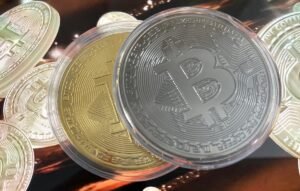 What is bitcoin, and how does it work? What is bitcoin, and how does it work?