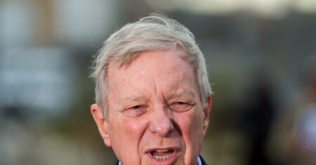 Sen. Dick Durbin Compares ICE to WWII Japanese Internment Camps Sen. Dick Durbin Compares ICE to WWII Japanese Internment Camps