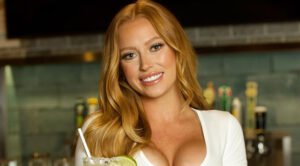Hooters Gets Back To Basics: Beers, Blondes & Smiles, Brian Kelly’s First Supper Post-LSU & Buy Capone Letter