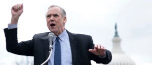 Democrat Forces Unpaid Capitol Police To Stay Up All Night So He Can Rail Against Republicans