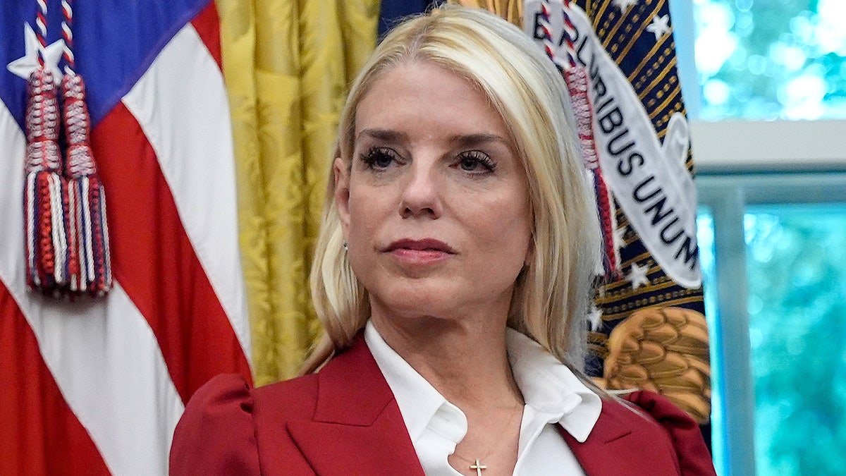 Attorney General Pam Bondi in the Oval Office