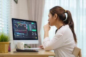 What is the 10-year Treasury note, and how does it affect your finances?