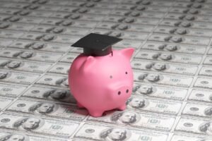 Federal vs. private student loans: Which are best?