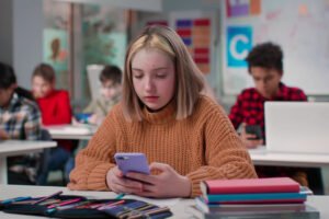 Florida’s School Cell Phone Ban Appears Effective so Far, New Study Says