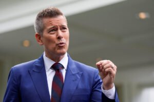 Transportation Secretary to Pull 0 Million From California Over Noncitizen Truck Licenses