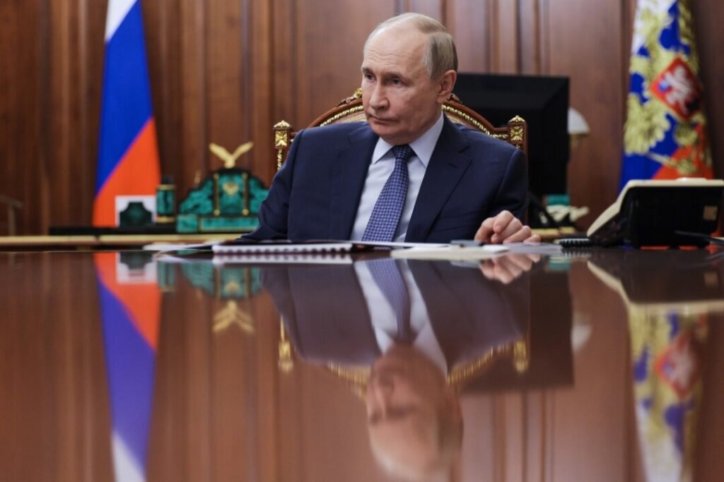 Russia Denounces US Sanctions on Oil Giants, Warns of Rising Global Prices Russia Denounces US Sanctions on Oil Giants, Warns of Rising Global Prices