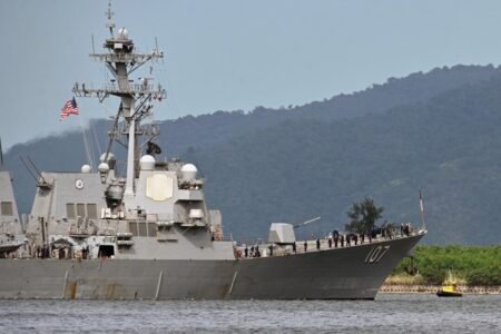 US Warship Arrives in Trinidad and Tobago Amid Heightened Tensions With Venezuela US Warship Arrives in Trinidad and Tobago Amid Heightened Tensions With Venezuela