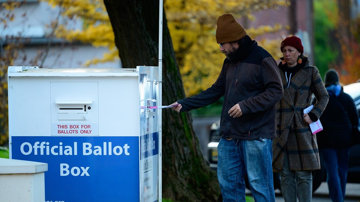 Oregon ballot box