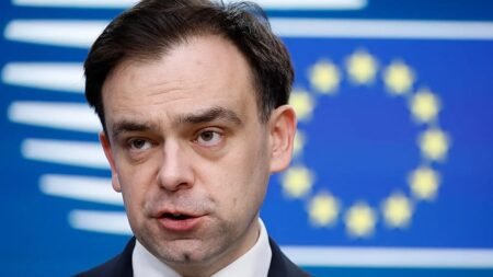 ‘It’s better for Poland to stay with the złoty,’ Polish FM says ‘It’s better for Poland to stay with the złoty,’ Polish FM says