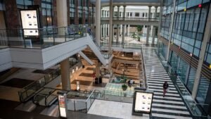 San Francisco’s largest mall abruptly closes for good, sooner than expected San Francisco’s largest mall abruptly closes for good, sooner than expected