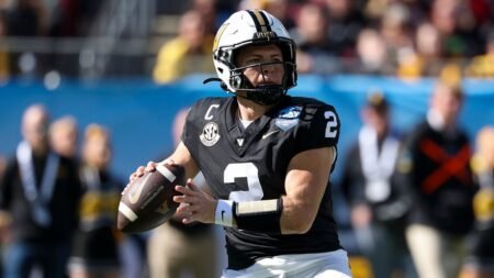 College football star dismisses height concerns ahead of Senior Bowl