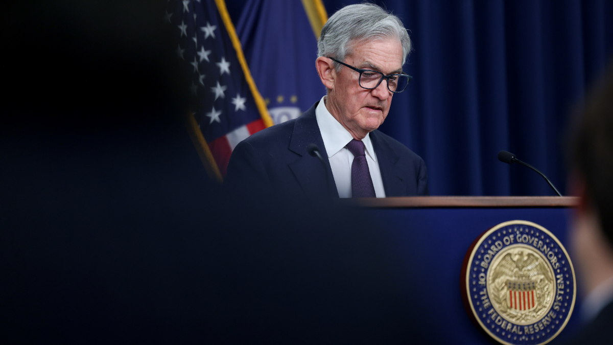 Jerome Powell at press conference
